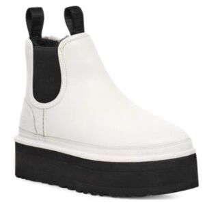 UGG Neumel Shearling Platform Chelsea Boots Size 10 Pebbled White Leather Black